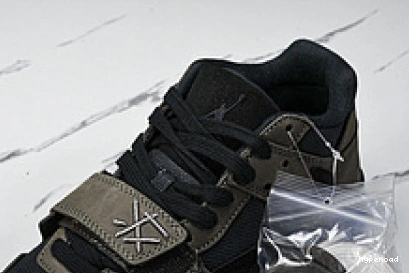 Hyperoad Scott x Check Jordan Cut The Travis 1119